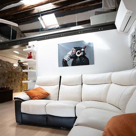 Apartamento Loft In Piazza Con Soppalco Cividale del Friuli Exterior foto